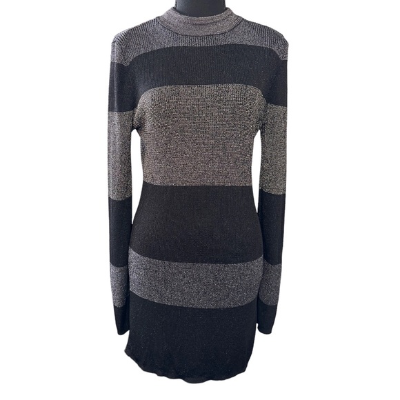 White House Black Market Tops - White House Black Market Metallic Colorblock Sweater Tunic, Size M